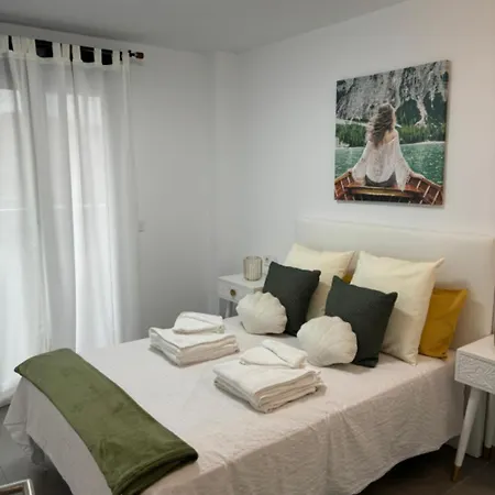 Araceliz Puertito Gueimar Apartmán